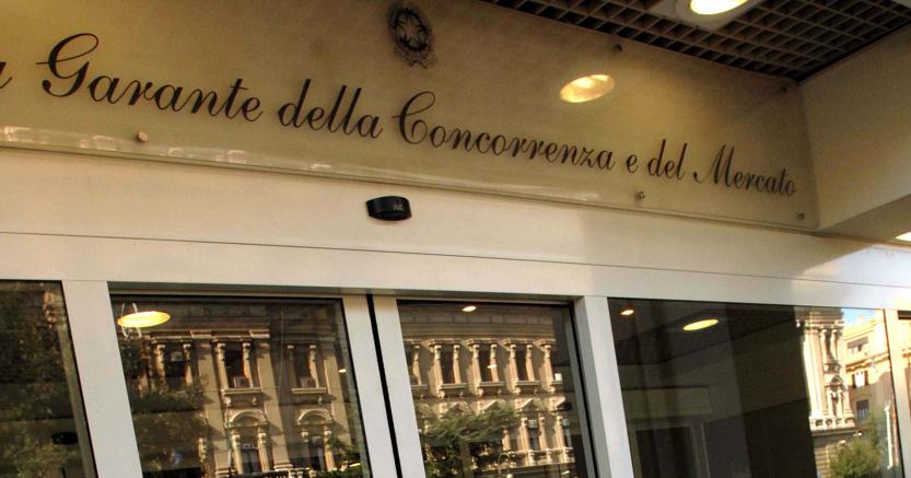 Cartello abusivo nei finanziamenti per la vendita delle auto: i consumatori possono chiedere il risarcimento del danno grazie all'Antitrust