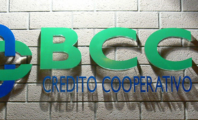 04/09/2015 CONFCONSUMATORI: AZIONI A TUTELA DEGLI AZIONISTI DELLA BANCA DI CREDITO COOPERATIVO DI CANOSA